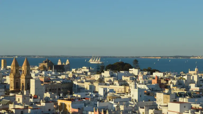 Día de Ceuta 2026: servicios que conviene comprobar