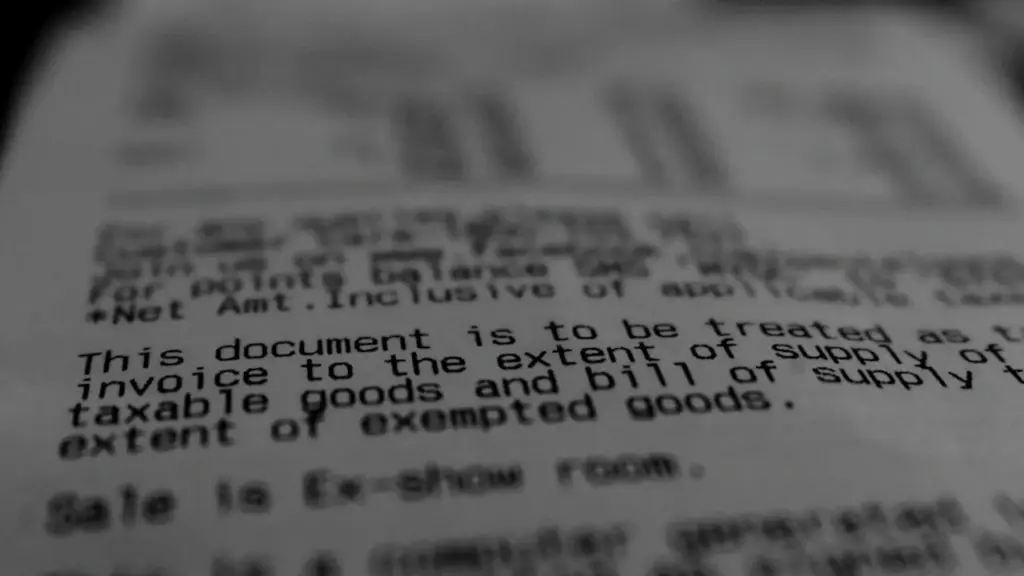 Primer plano de un documento con texto oficial sobre transparencia y facturación.