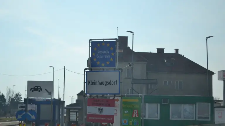 EES en Schengen: viajar con acompañantes de fuera de la UE