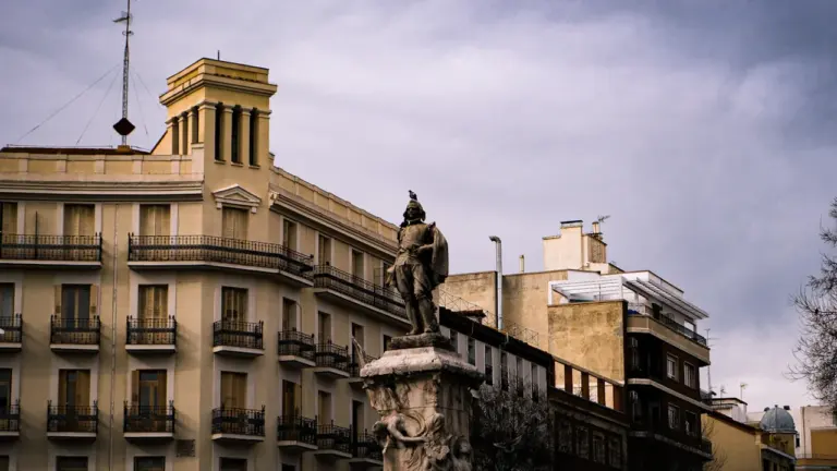 El legado de Marià Fortuny: la historia tras su monumento en Reus