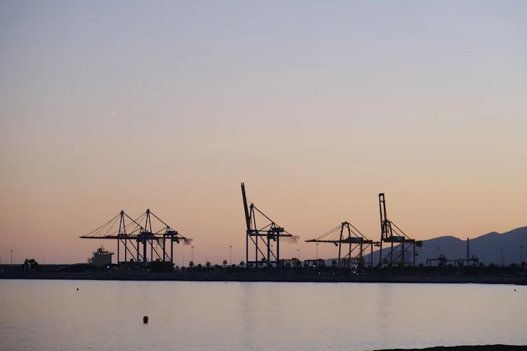 Fletes y nuevas reglas: qué encarece las importaciones en España