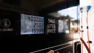 Gasolina y diésel: calcula el ahorro real antes del puente