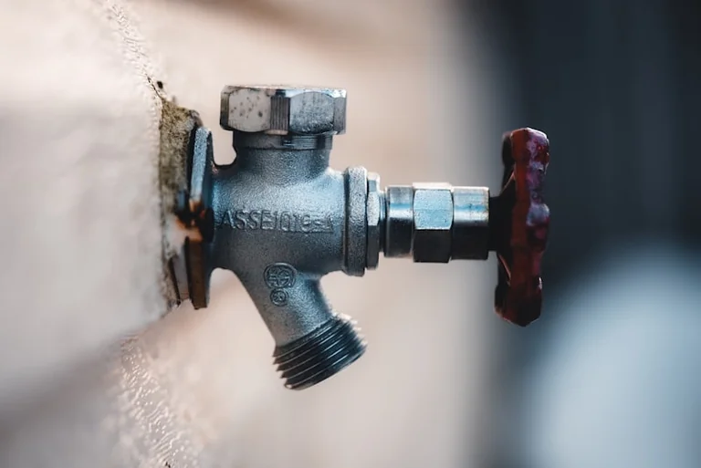 Lucena busca agilizar las reparaciones de la red de agua