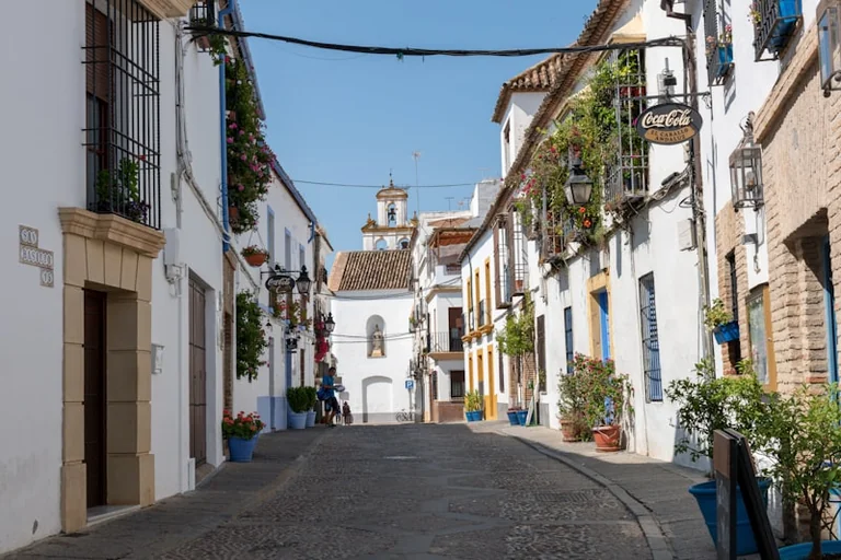 Planes esta tarde en España: terraza, paseo o interior