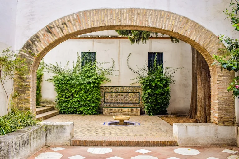 Planes esta tarde en España: terraza, paseo o interior