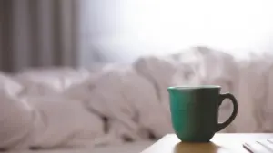 Cafeína por la tarde: mide su efecto en tu descanso