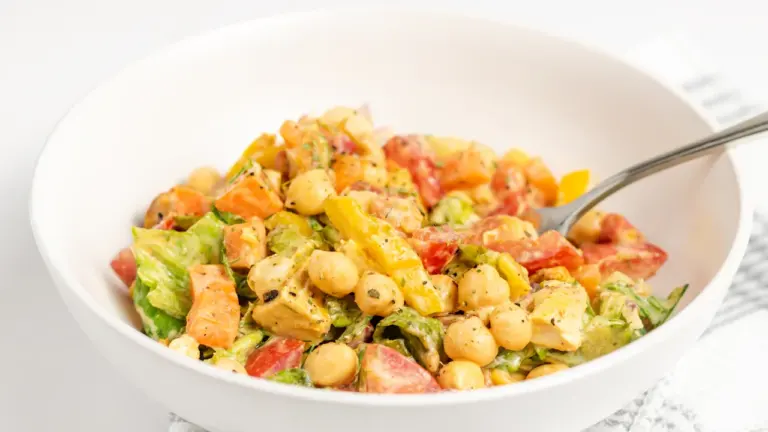 Ensalada templada de garbanzos para llevar al trabajo