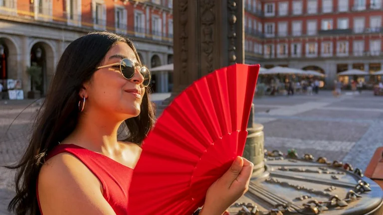 España afronta un lunes de calor inusual: zonas a vigilar